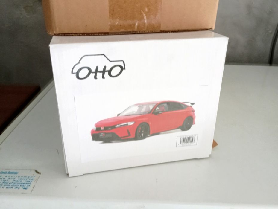 Miniaturas de carros 1.18