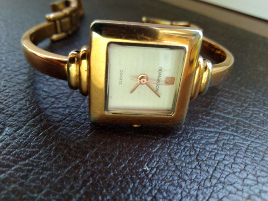 Часы женские ROMANSON