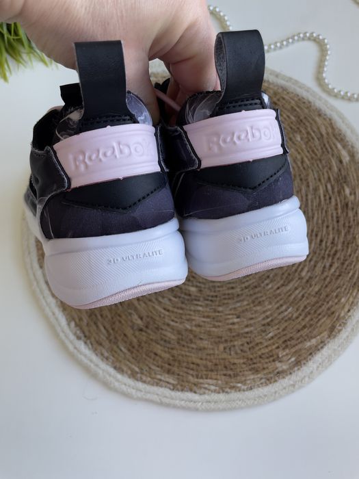 Кросівки Reebok оригінал 35,5р