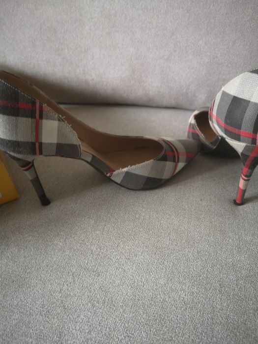 Szpilki rozmiar 38 new look