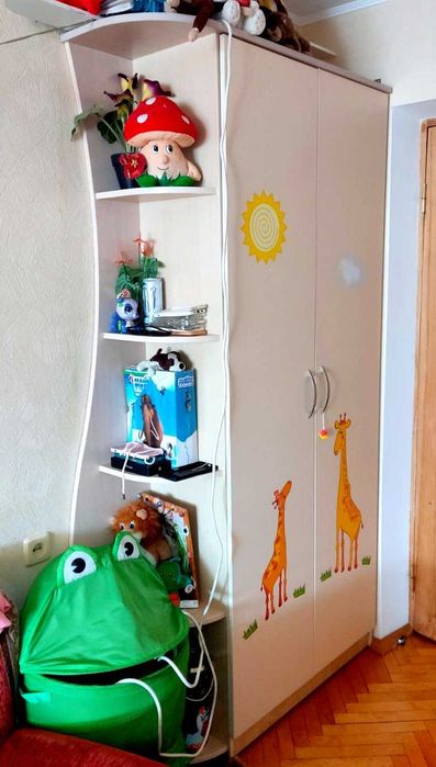 Ліжко-горище з комплектом меблів для дитячої - 2 шафи, кутовий стіл