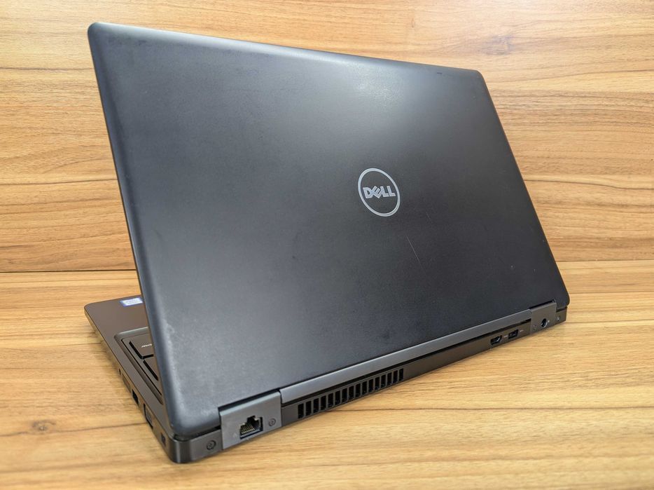 4027/Dell Latitude 5580/15,6"/Intel I5-7200U/256 GB SSD/RAM 8 GB/