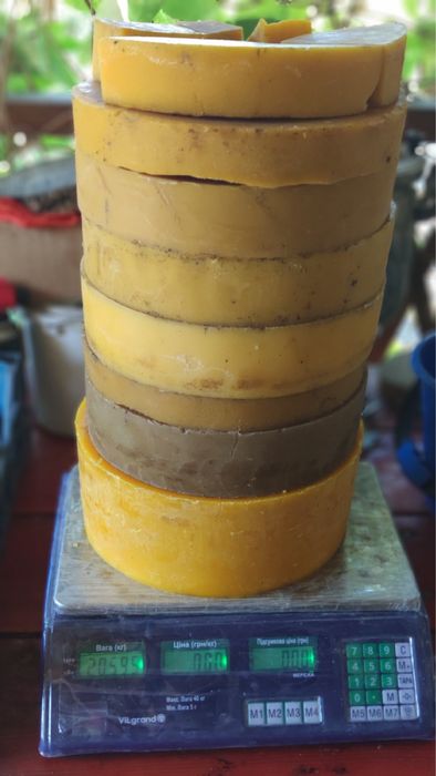 Продам воск 300 грн/кг