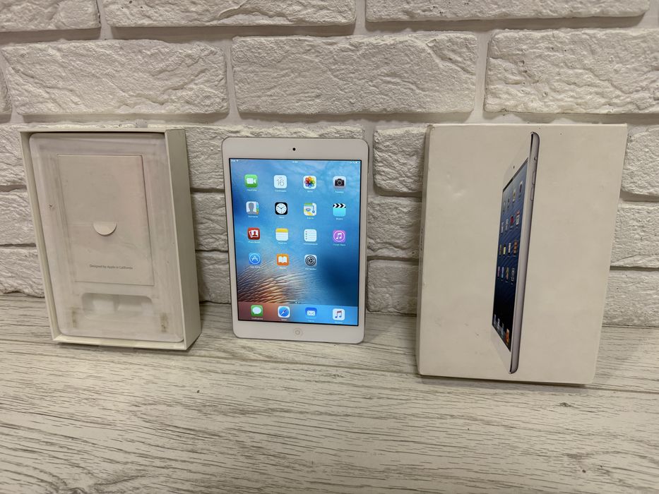 Ідеальний планшет iPad Mini 32GB БЕЗ НЮАНСІВ з програмами