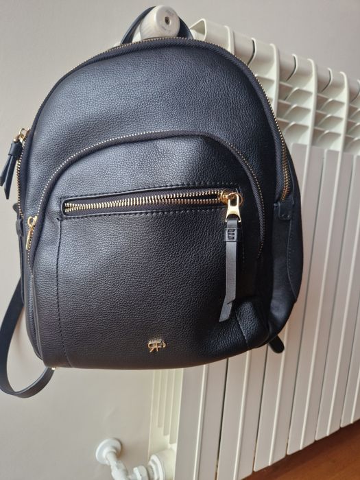 Mochila de mulher preta "Parfois"