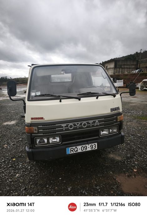 Toyota Dyna 150 - "Irrepreensível"