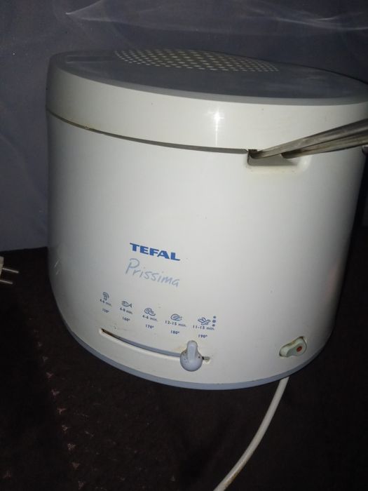 Фрітюрниця TEFAL електрична