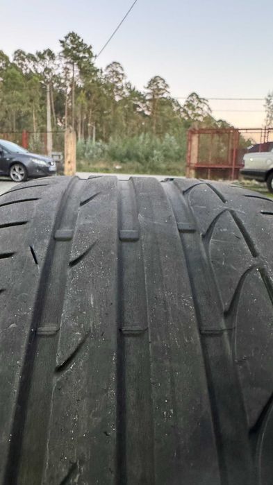 Pneus (2) Bridgestone 225/45/R18 RFT