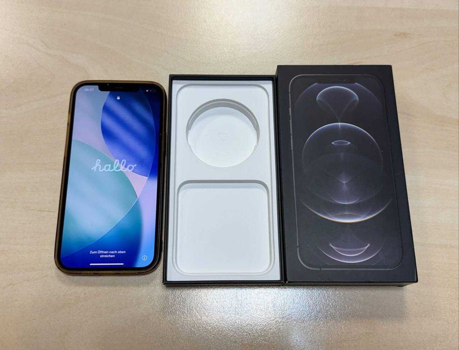 продам iPhone 12 pro max