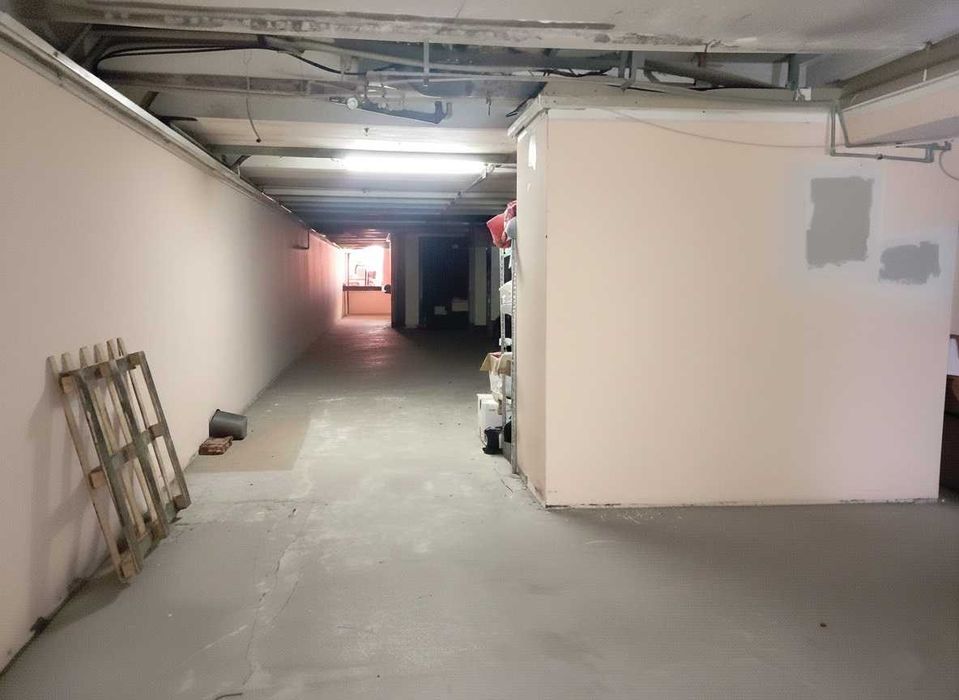 Без % продам фасадне приміщення на В.Гавела