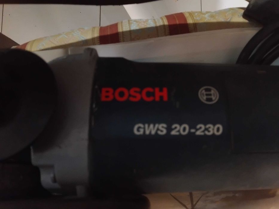 Rebarbadora profissional Bosch GWS 20-230