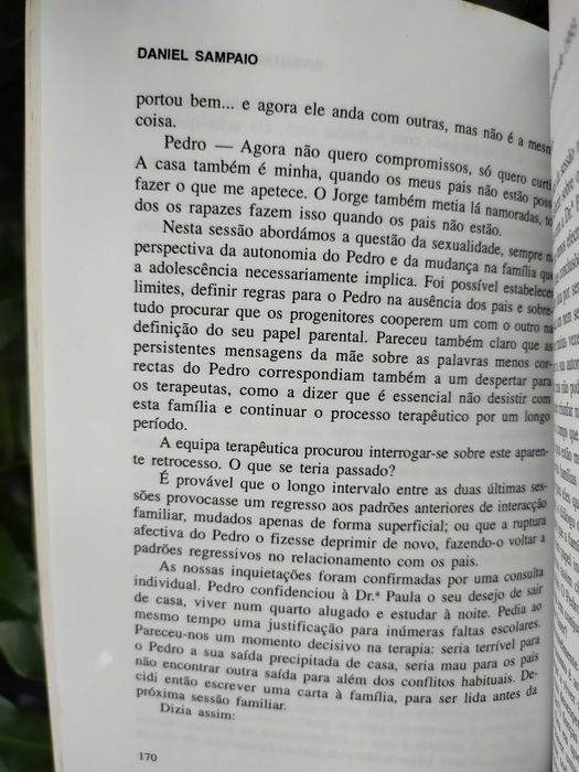 Inventem-se novos pais (Daniel Sampaio)