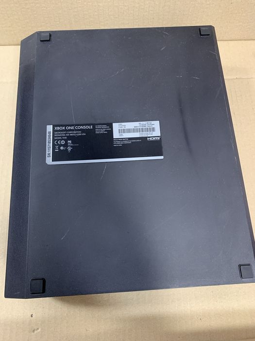 Microsoft Xbox One  (Model 1540)