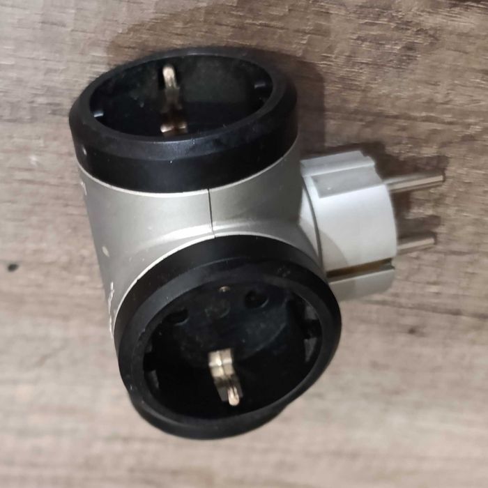 Lote 3 Fichas Triplas, com terra + 1 ficha p/ Lâmpada com interruptor