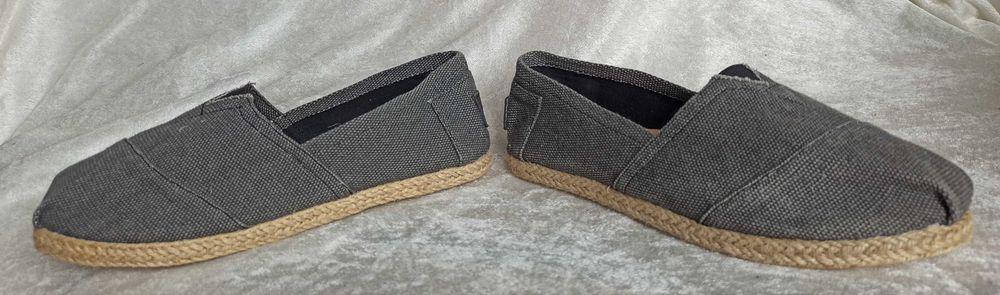 NOWE lekkie szare wsuwane espadryle LATINN, rozm. 37 / 23 cm