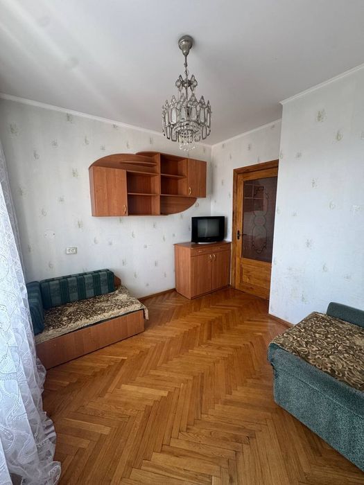 Продаж 3-квартири 70 кВ.в районі Чайки