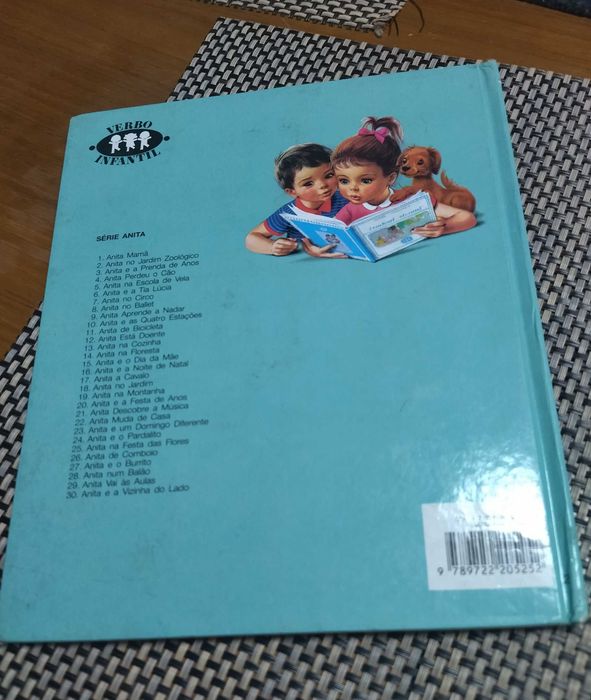 Livro Anita no jardim zoológico usado