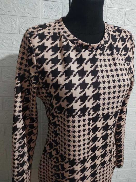 Sukienka rozmiar L nowa koktajlowa jesień elastyczna cena 28 zł