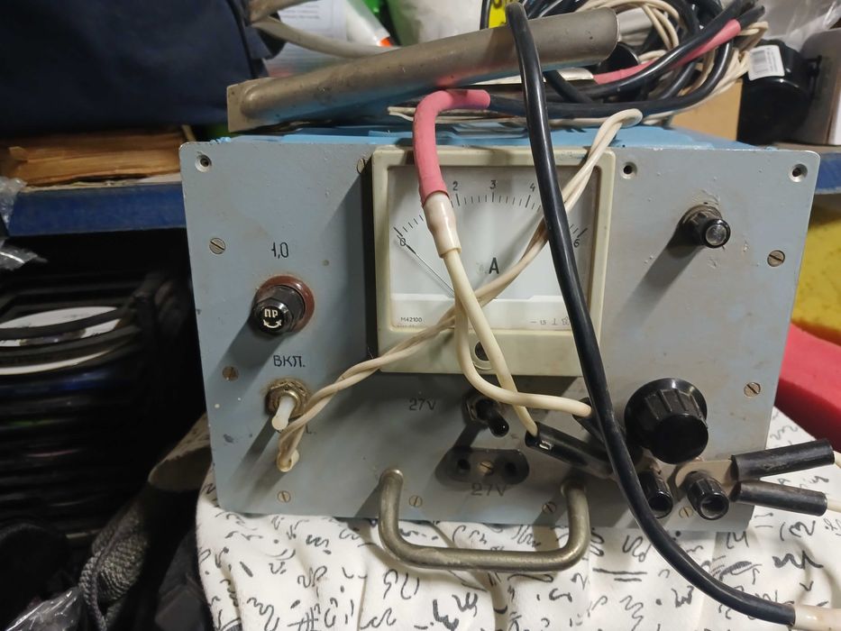 преобразователь напряжения/зарядное для аккумулятора/электроинструмент