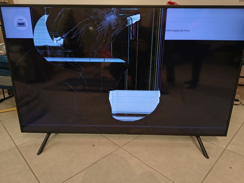 TV Samsung 55 ecrã partido