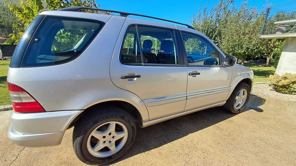 Mercedes Benz ML270