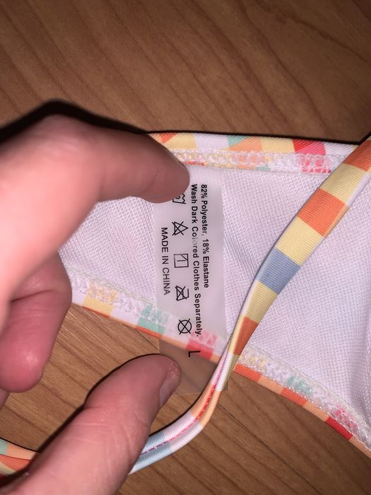 Sutia biquini xadrez