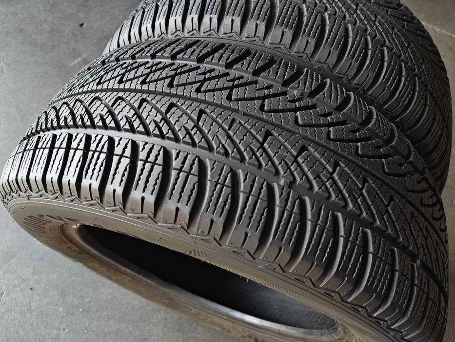 2шт R17 225 55 шини зимові 22р GoodYear Ultragrip8 гарний стан