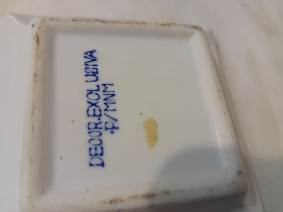 Cinzeiro em Loiça Azul Antigo