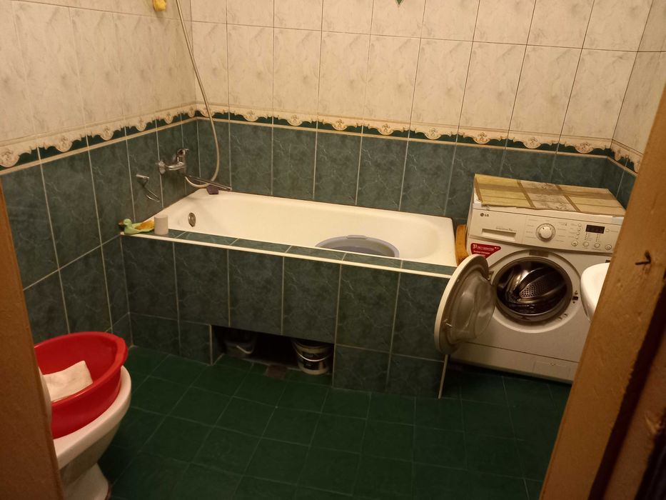 Сдам комнату в коммуне на Канатной/ Базарная