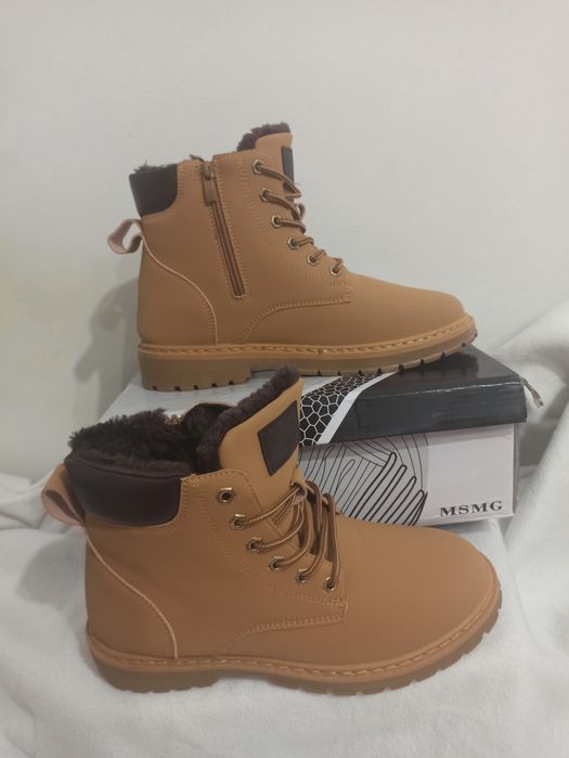 28 CM 43 Buty botki kozaki trapery camel beżowe minimalizm, na zamek ocieplane
