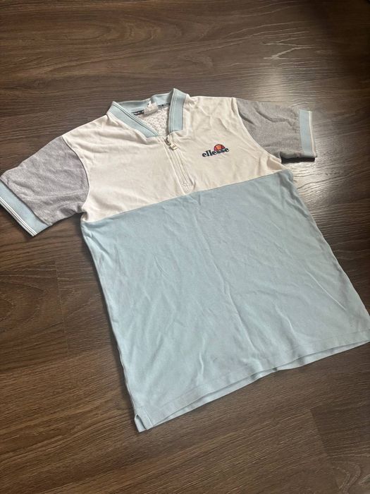 Блакитна футбока ellesse