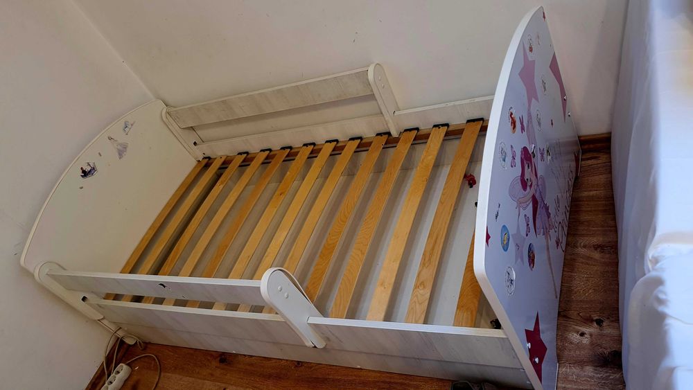 Łóżko dla dziewczynki