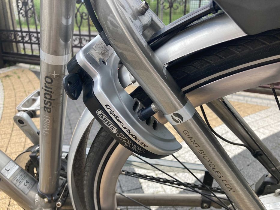 Rower elektryczny Giant Aspiro