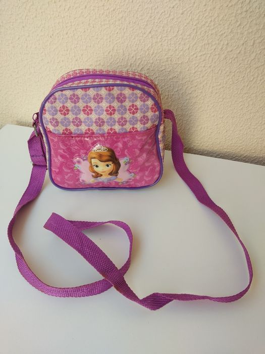 Mochila Transparente Corações , Mala de Tiracolo Gata e  Malas da Princesa Sofia