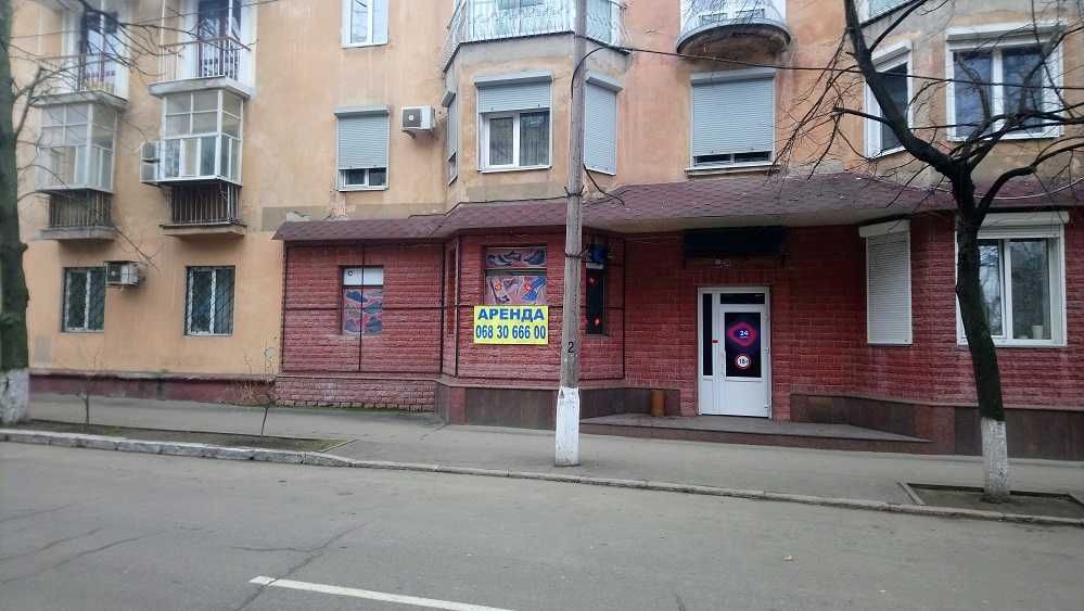 БЕЗ комісії.  Соборна, 27 - ЦЕНТРАЛЬНА вулиця міста. 102 м.кв.  БОНУСИ від власника !  Розгляну ваші пропозиції.