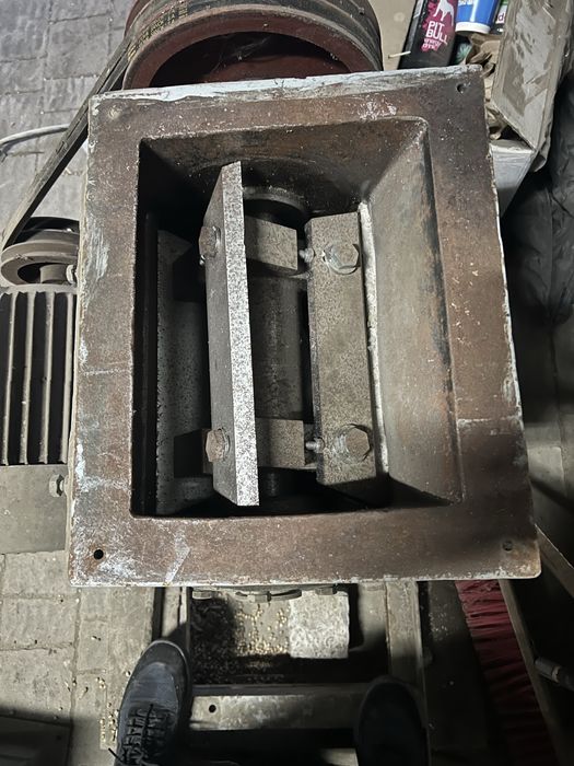 Подрібнювач пластмаси,  дробилка широкого застосування