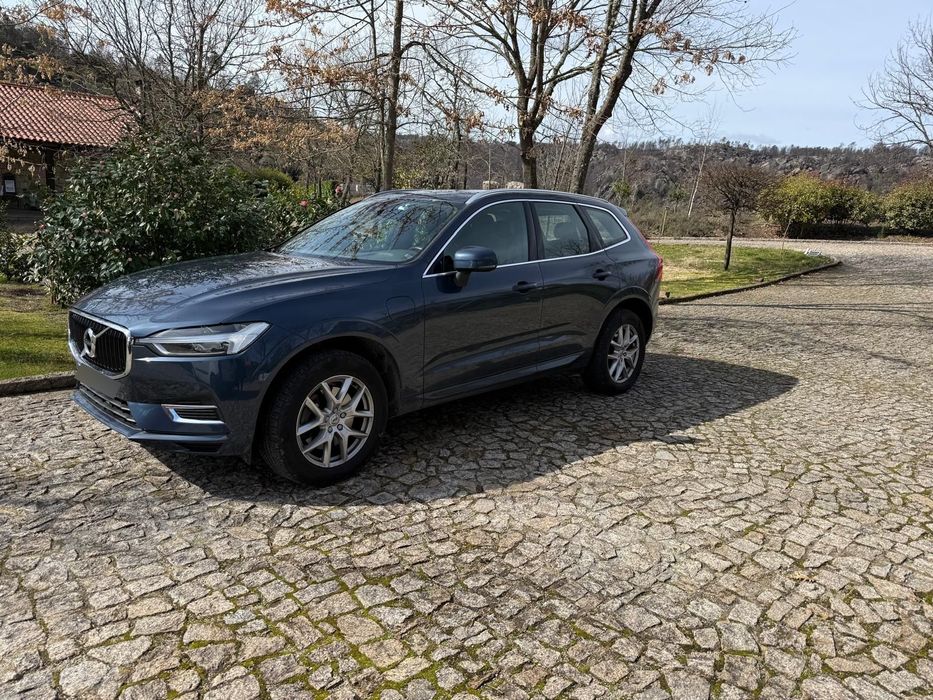 Volvo XC 60 2.0 T8 PHEV Momentum Plus AWD