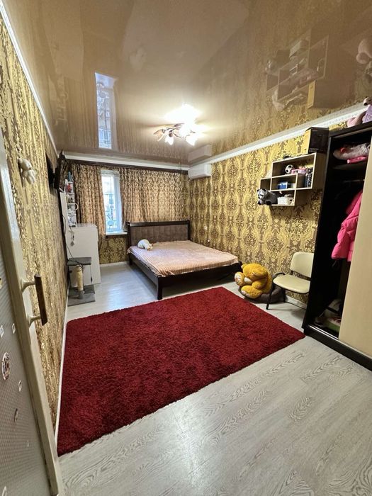 Продам 2-кімнатну квартиру в Центральному районі м. Миколаєва.