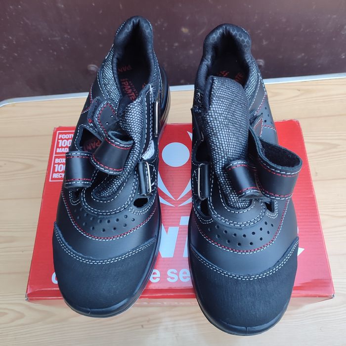 Buty sandały do pracy