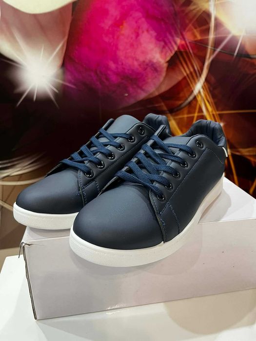 Stylowe lekkie męskie sneakersy NOWE