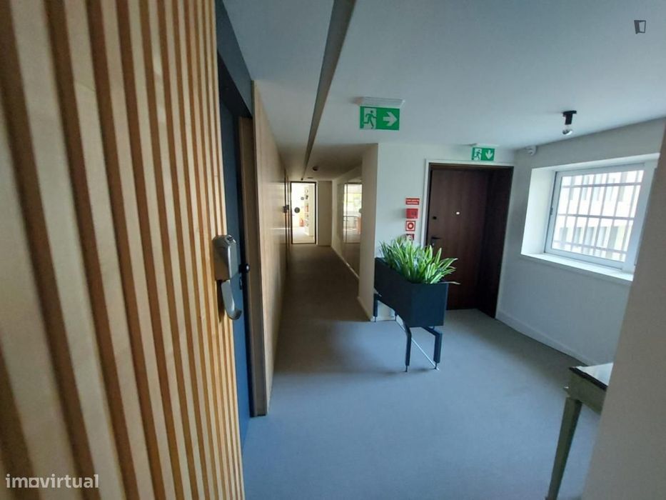 Quarto - localizado em Bonfim Porto