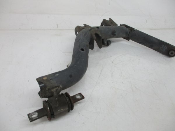 Braço de suspensão trás esquerdo HONDA Civic VII Coupé (EM2_)