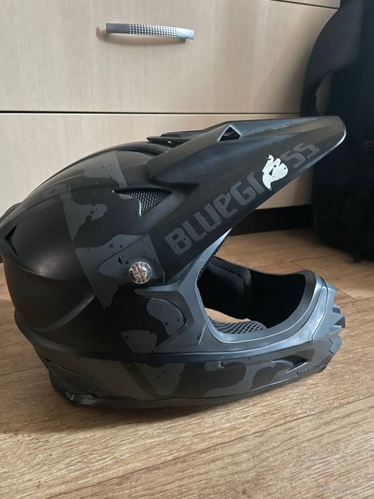 Велошолом Bluegrass L