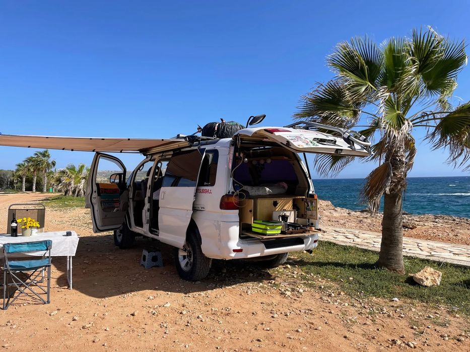 Mitsubishi Space Gear Delica L400 V6 Long Unikat wyprawowy 4x4 kamper VAN
