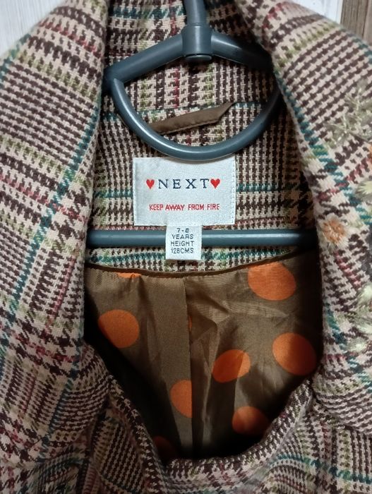 Пальтечко для дівчинки Next