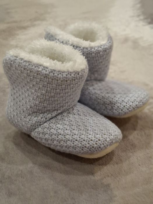 Продам дитяче взуття