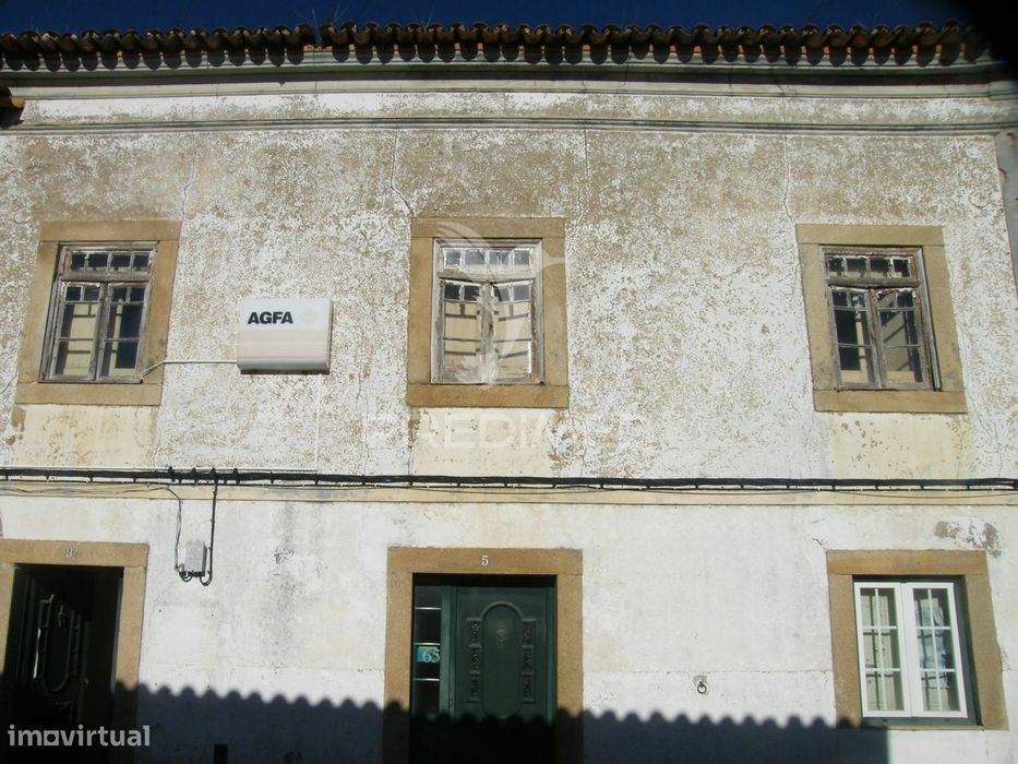 Casa antiga em Nisa.