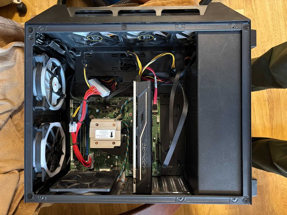 Ігровий ПК з відеокартою RX 470 + монітор, готовий до роботи та ігор!