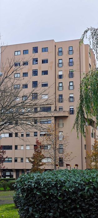 Apartamento T1 c/garagem para arrendar em Quinta Paço de Rei 20, Vila Nova de Gaia