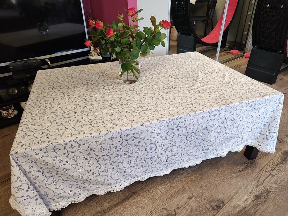 Obrus Slomkowy wzór Jager Eisenberg cobalt stół